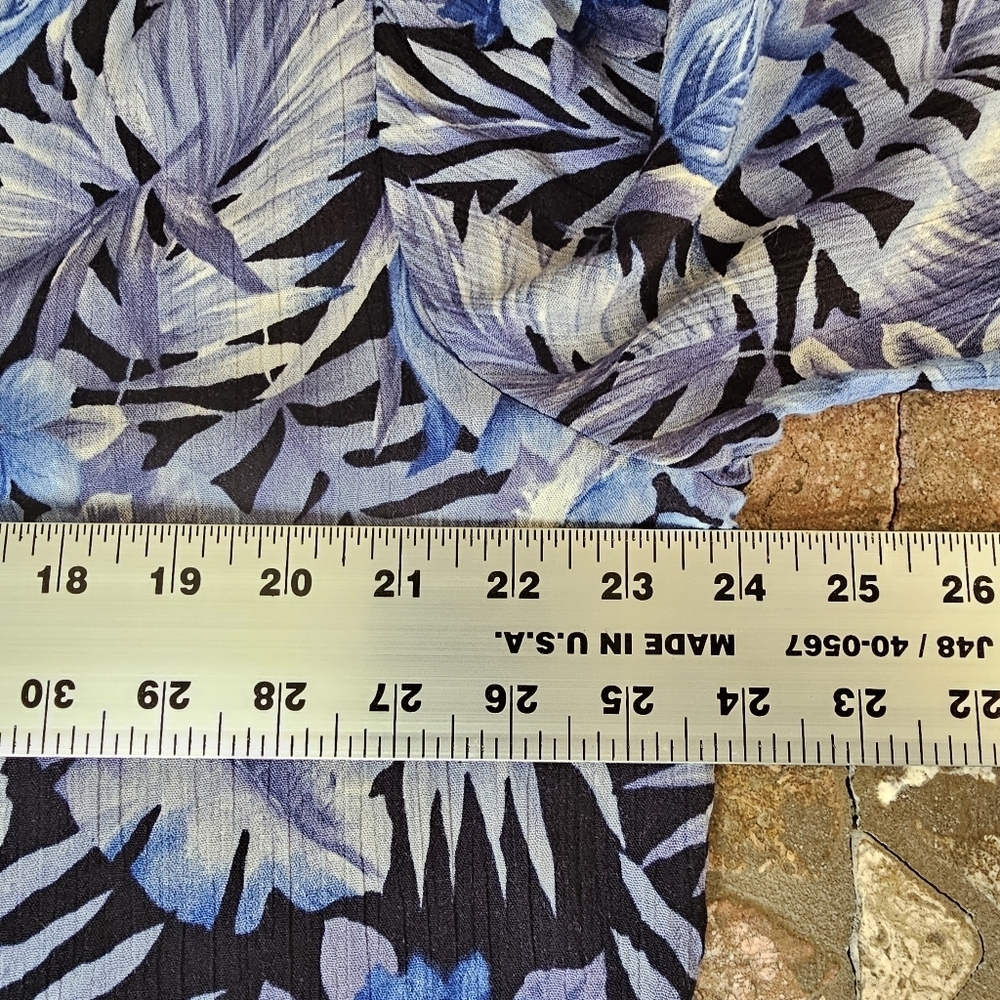 Vintage Blue and White Tropical Leaf Floral Button Up Blouse Semisheer XL NOS - Picture 11 of 12
